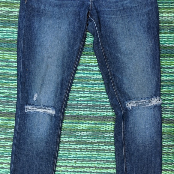 DL1961 Emma Distressed 27" - Picture 3 of 6